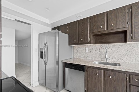 Купить кондоминиум в Авентура, Флорида 2 спальни, 149.11м2, № 1809642 - фото 17