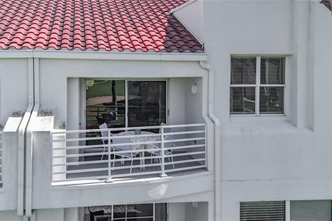 Condo in Saint Petersburg, Florida, 2 bedrooms  № 1663269 - photo 24