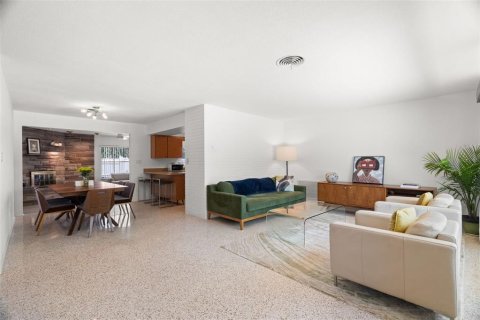 Villa ou maison à vendre à Saint Petersburg, Floride: 2 chambres, 140.75 m2 № 2136609 - photo 8