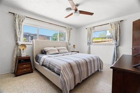 Villa ou maison à vendre à Saint Petersburg, Floride: 2 chambres, 140.75 m2 № 2136609 - photo 20