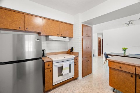 Villa ou maison à vendre à Saint Petersburg, Floride: 2 chambres, 140.75 m2 № 2136609 - photo 12