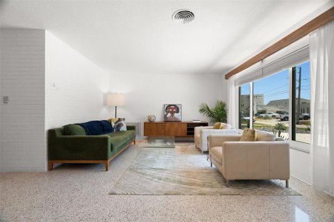 Villa ou maison à vendre à Saint Petersburg, Floride: 2 chambres, 140.75 m2 № 2136609 - photo 5