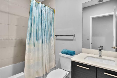 Купить таунхаус в Лодерхилл, Флорида 3 спальни, 117.06м2, № 1954244 - фото 26