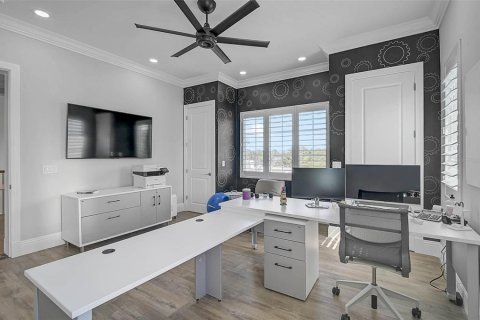 House in Sarasota, Florida 5 bedrooms, 480.86 sq.m. № 2354629 - photo 30
