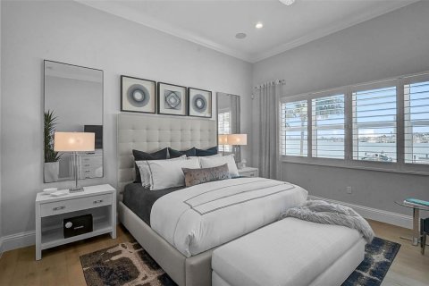 House in Sarasota, Florida 5 bedrooms, 480.86 sq.m. № 2354629 - photo 20