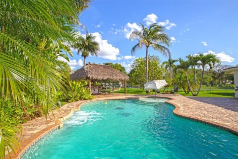 Villa ou maison à vendre à Southwest Ranches, Floride: 3 chambres, 240.06 m2 № 2065250 - photo 9