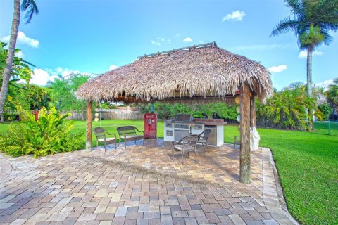 Villa ou maison à vendre à Southwest Ranches, Floride: 3 chambres, 240.06 m2 № 2065250 - photo 15
