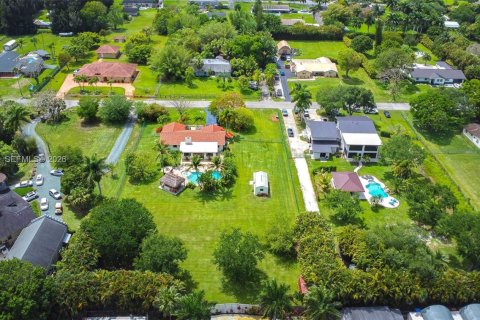 Villa ou maison à vendre à Southwest Ranches, Floride: 3 chambres, 240.06 m2 № 2065250 - photo 3