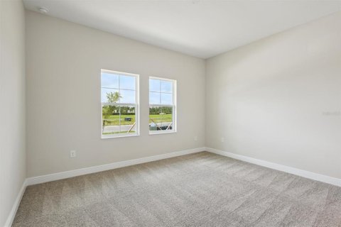 House in Zephyrhills, Florida 3 bedrooms, 200.67 sq.m. № 1690614 - photo 15