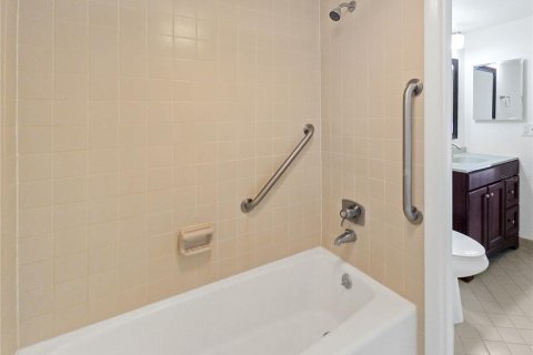 Condominio en venta en Ocala, Florida, 2 dormitorios, 91.6 m2 № 2102227 - foto 18