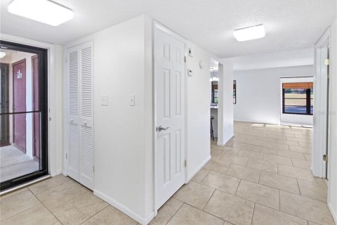 Condominio en venta en Ocala, Florida, 2 dormitorios, 91.6 m2 № 2102227 - foto 4