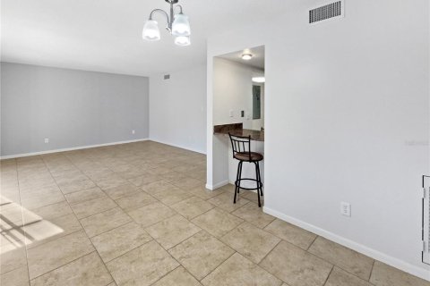 Condominio en venta en Ocala, Florida, 2 dormitorios, 91.6 m2 № 2102227 - foto 9