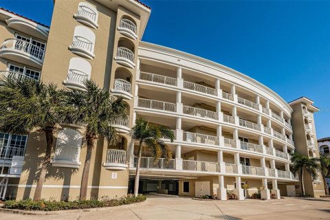 Condo in Saint Pete Beach, Florida, 3 bedrooms  № 1687443 - photo 6