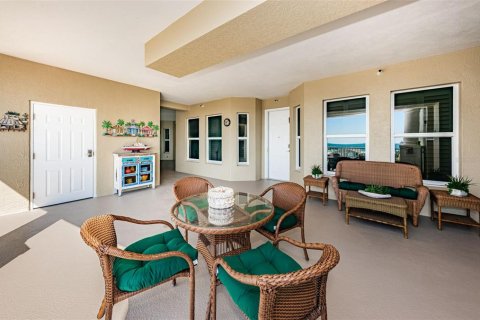 Condo in Saint Pete Beach, Florida, 3 bedrooms  № 1687443 - photo 10