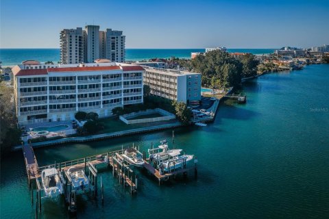 Condo in Saint Pete Beach, Florida, 3 bedrooms  № 1687443 - photo 4