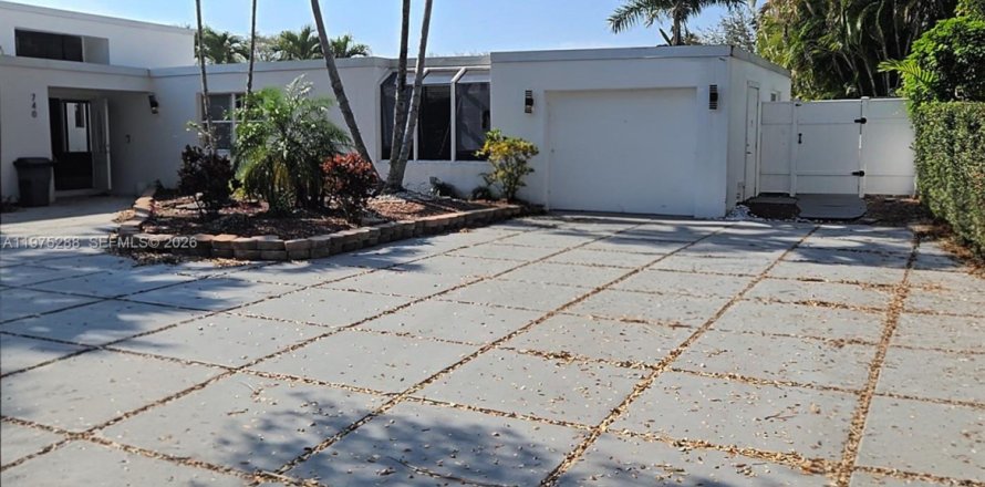 Villa ou maison à Plantation, Floride 5 chambres, 315.12 m2 № 2040939