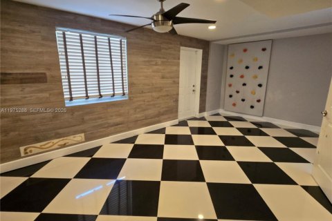 Villa ou maison à vendre à Plantation, Floride: 5 chambres, 315.12 m2 № 2040939 - photo 23