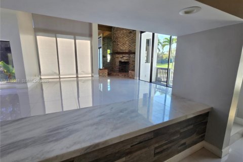 Villa ou maison à vendre à Plantation, Floride: 5 chambres, 315.12 m2 № 2040939 - photo 6