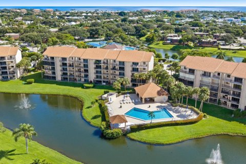 Condo in Jupiter, Florida, 2 bedrooms № 2404039 - photo 26