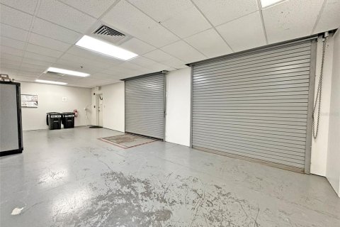 Propiedad comercial en venta en Orlando, Florida, 72.56 m2 № 2157744 - foto 10