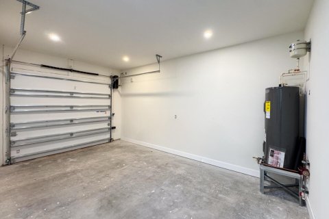 Townhouse in Fort Lauderdale, Florida 4 bedrooms, 218.41 sq.m. № 2261408 - photo 9
