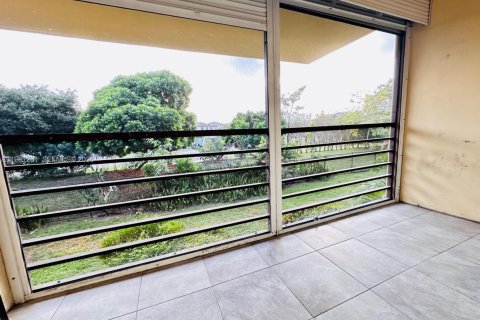 Condominio en venta en Miramar, Florida, 1 dormitorio, 83.61 m2 № 2023211 - foto 19