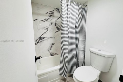 Condominio en venta en Miramar, Florida, 1 dormitorio, 83.61 m2 № 2023211 - foto 23