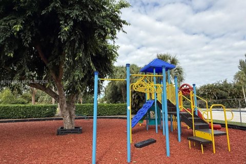 Condominio en venta en Miramar, Florida, 1 dormitorio, 83.61 m2 № 2023211 - foto 27