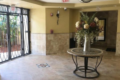 Condominio en venta en Sunrise, Florida, 2 dormitorios, 109.07 m2 № 2049333 - foto 9