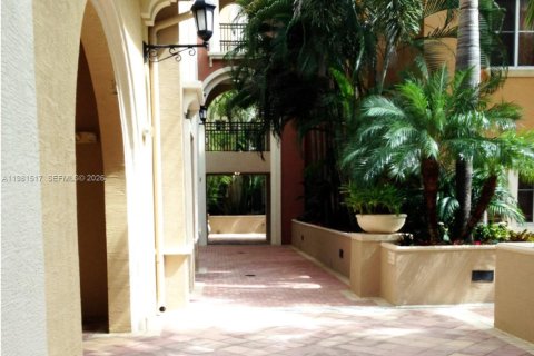 Condominio en venta en Sunrise, Florida, 2 dormitorios, 109.07 m2 № 2049333 - foto 11