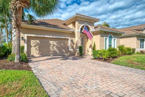 Villa ou maison à vendre à Port Charlotte, Floride: 2 chambres, 171.78 m2 № 2294967 - photo 3