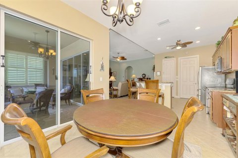 Villa ou maison à vendre à Port Charlotte, Floride: 2 chambres, 171.78 m2 № 2294967 - photo 18