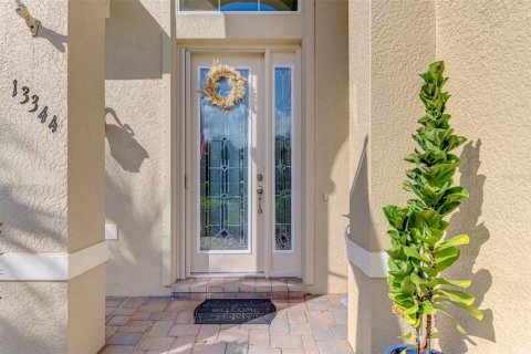 Villa ou maison à vendre à Port Charlotte, Floride: 2 chambres, 171.78 m2 № 2294967 - photo 4