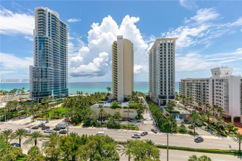 Copropriété à vendre à Sunny Isles Beach, Floride: 2 chambres, 181.07 m2 № 2338625 - photo 27