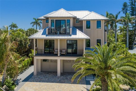 Villa ou maison à Anna Maria, Floride 4 chambres, 241.73 m2 № 2212011