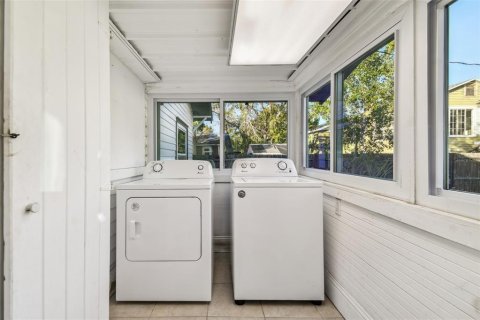 Casa en alquiler en Saint Petersburg, Florida, 3 dormitorios, 95.97 m2 № 1808816 - foto 10