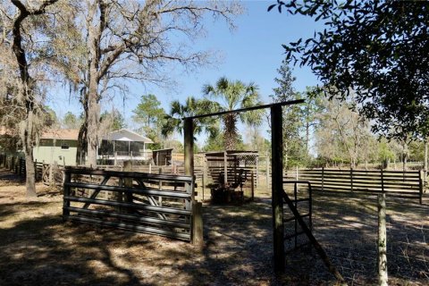 House in Dunnellon, Florida 3 bedrooms, 139.73 sq.m. № 1564239 - photo 12