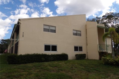 Condominio en venta en Coral Springs, Florida, 1 dormitorio, 56.67 m2 № 1972689 - foto 25