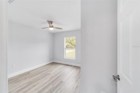House in Ocala, Florida 3 bedrooms, 117.71 sq.m. № 1635161 - photo 30
