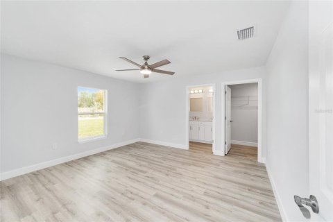 House in Ocala, Florida 3 bedrooms, 117.71 sq.m. № 1635161 - photo 18