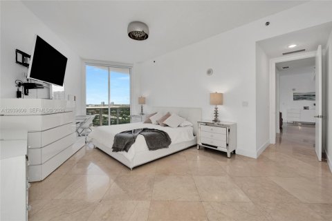 Copropriété à louer à Sunny Isles Beach, Floride: 2 chambres, 133.31 m2 № 2089466 - photo 23