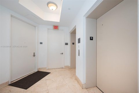 Copropriété à louer à Sunny Isles Beach, Floride: 2 chambres, 133.31 m2 № 2089466 - photo 2