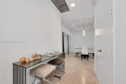 Copropriété à louer à Sunny Isles Beach, Floride: 2 chambres, 133.31 m2 № 2089466 - photo 3
