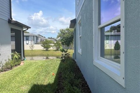 Townhouse in Seminole, Florida 3 bedrooms, 193.52 sq.m. № 1854270 - photo 4