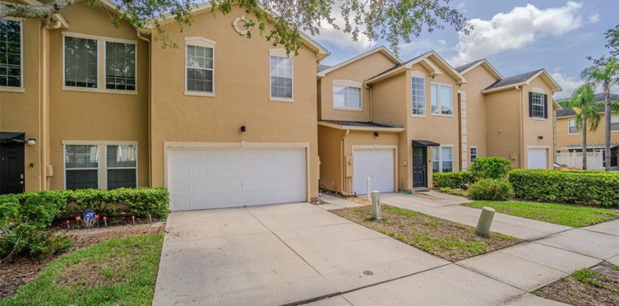 Adosado en Tampa, Florida 2 dormitorios, 141.77 m2 № 1817471