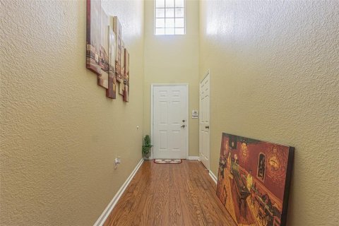 Adosado en alquiler en Tampa, Florida, 2 dormitorios, 141.77 m2 № 1817471 - foto 3