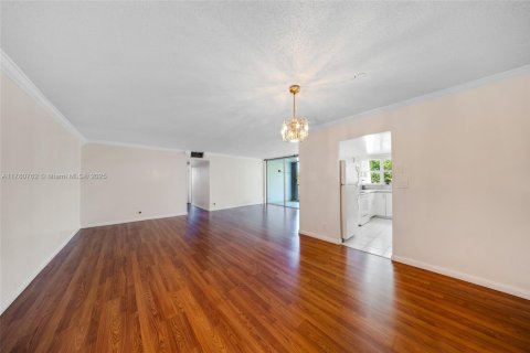 Copropriété à vendre à Miami, Floride: 2 chambres, 110.74 m2 № 1701333 - photo 21