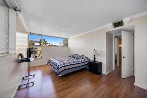 Copropriété à vendre à Miami, Floride: 2 chambres, 110.74 m2 № 1701333 - photo 12