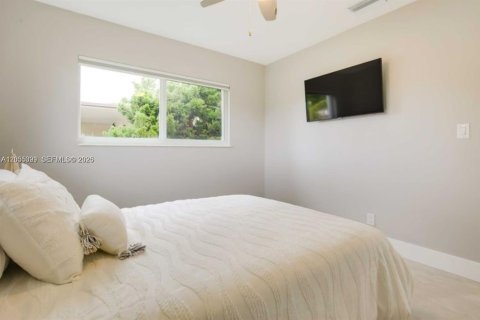Villa ou maison à louer à Pompano Beach, Floride: 4 chambres, 160.54 m2 № 2188627 - photo 10