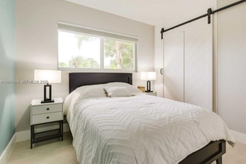 Villa ou maison à louer à Pompano Beach, Floride: 4 chambres, 160.54 m2 № 2188627 - photo 13